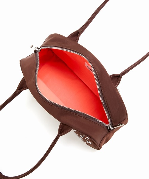 Casselini（キャセリーニ）の「Casselini(キャセリーニ)スタッズナイロンボストン（ボストンバッグ・レディース・ブラウン/ブラック・FREE）」の19枚目の写真