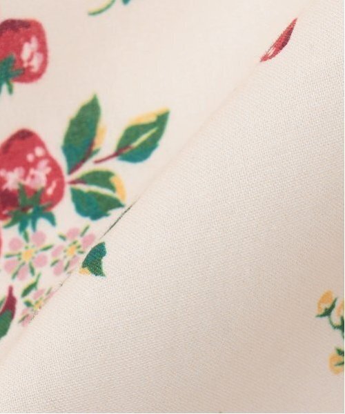 sense of wonder(センスオブワンダー)の「【BOX付】【オーガニック】野イチゴエプロンギフトセット(その他ベビー用品・キッズ・ホワイト系・F)」の8枚目の写真