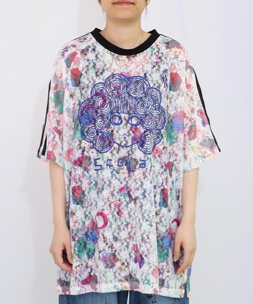 152704：スカラーマーク×POP総柄レースチュニック（Tシャツ