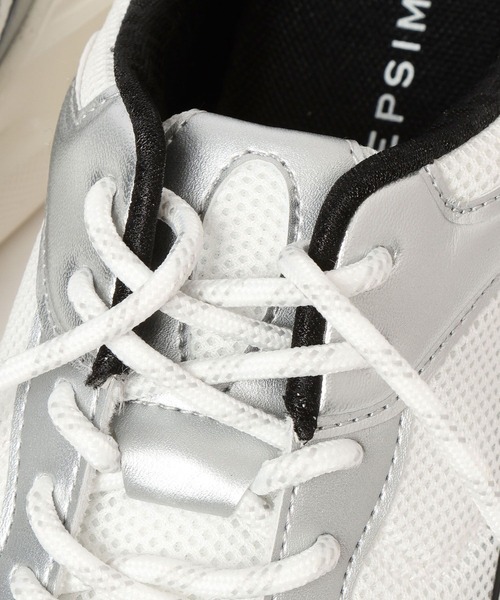 LEPSIM（レプシィム）の「ハイテクスニーカー　577994（スニーカー・レディース・ブラック/ホワイト系その他・MEDIUM/LARGE）」の9枚目の写真