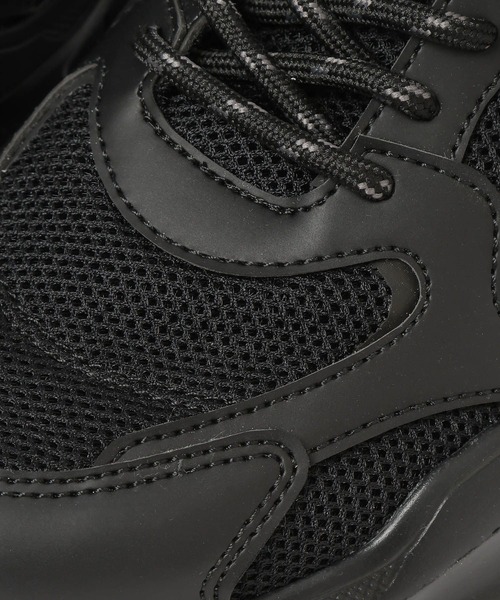 LEPSIM（レプシィム）の「ハイテクスニーカー　577994（スニーカー・レディース・ブラック/ホワイト系その他・MEDIUM/LARGE）」の3枚目の写真