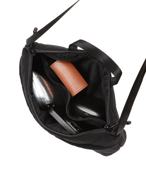 THE NORTH FACE（ザノースフェイス）の「THE NORTH FACE Geoface Pouch NM32356（ショルダーバッグ・メンズ・ブラック・FREE）」の2枚目の写真