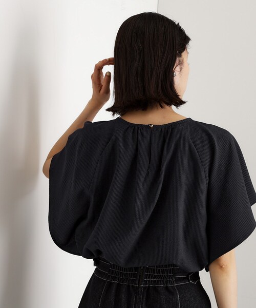 THE SHOP TK （ザ ショップ ティーケー ）の「フレアスリーブブラウス【二の腕カバー/UV/洗濯機OK】（シャツ/ブラウス・レディース・チャコール/ブルー系その他/カーキ・13/12）」の10枚目の写真