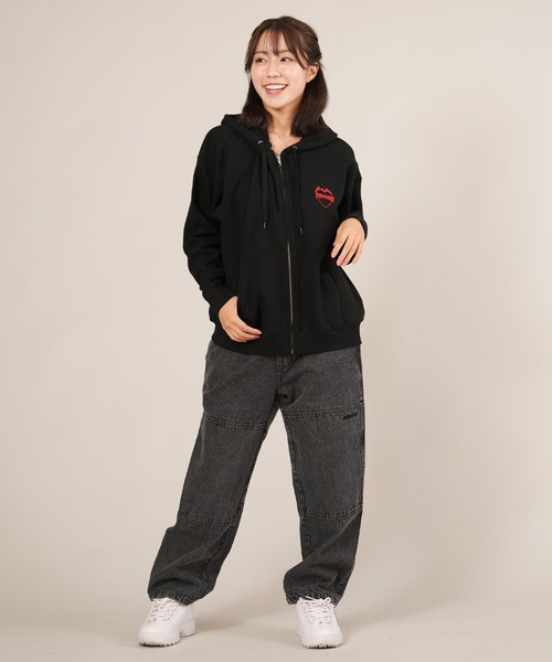 THRASHER(スラッシャー)の「THRASHER/スラッシャー ジップアップパーカー 254TH2PK051(パーカー・レディース・ホワイト×レッド/ホワイト×ホワイト/ブラック×レッド/ブラック×ブラック・M/L)」の13枚目の写真