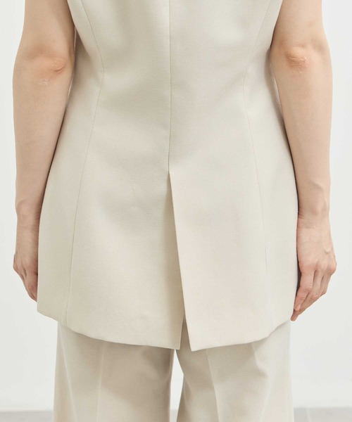 AKIRANAKA(アキラナカ)の「【AKIRANAKA/アキラナカ】EX.V Neck Gilet/別注Vネックジレベスト(ベスト・レディース・アイボリー・FREE)」の3枚目の写真