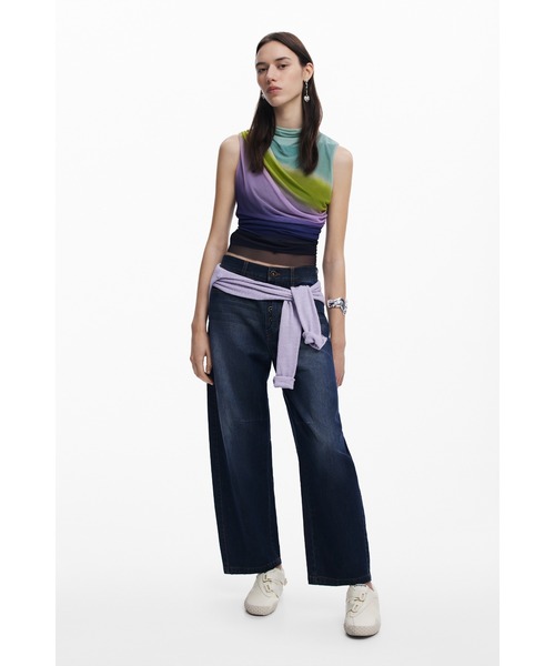 Desigual（デシグアル）の「グラデーションドレープが チュール重ねノースリーブトップス（Tシャツ/カットソー・レディース・レッド・S/XS/XL/L/M）」の4枚目の写真