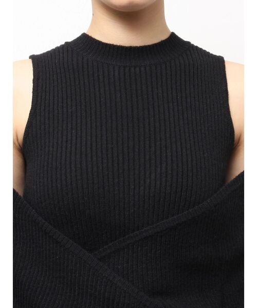 GYDA(ジェイダ)の「アームギャザーレイヤードニットロンパース(つなぎ/オールインワン・レディース・チャコールグレー/アイボリー/ブラック/ブラウン・FREE)」の11枚目の写真