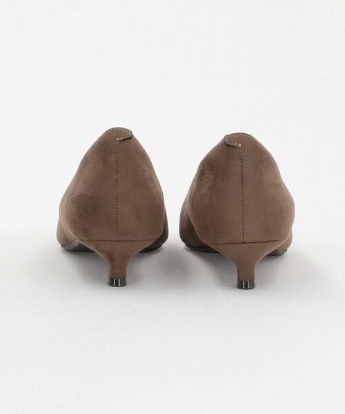 green label relaxing（グリーンレーベルリラクシング）の「ポインテッド パンプス 撥水（パンプス・レディース・ベージュ/モカ・24cm/24.5cm/22cm/25.5cm/23.5cm/23cm/22.5cm/25cm）」の8枚目の写真