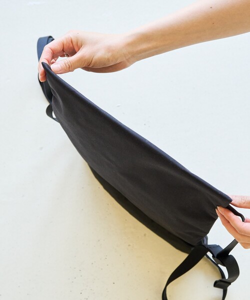 FREAK'S STORE（フリークスストア）の「限定展開  KELTY×FREAK'S STORE/ケルティ 別注 ナップサック（リュック）（バックパック/リュック・レディース・ブラック/ブルーグリーン/レオパード/モカ・ONE SIZE）」の10枚目の写真