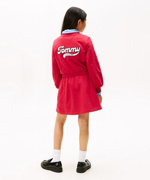 TOMMY HILFIGER（トミーヒルフィガー）の「GIRLS バーシティロングスリーブニットワンピース（ワンピース・レディース・ライトグレー/マルチ・150cm/160cm/140cm/130cm）」の9枚目の写真