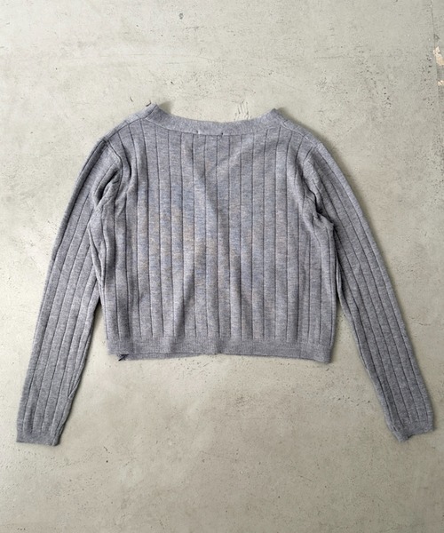 Bamm(バム)の「Vネックベーシックカーディガン(Tシャツ/カットソー・レディース・ホワイト/レッド/ブラック/グレー・FREE)」の11枚目の写真