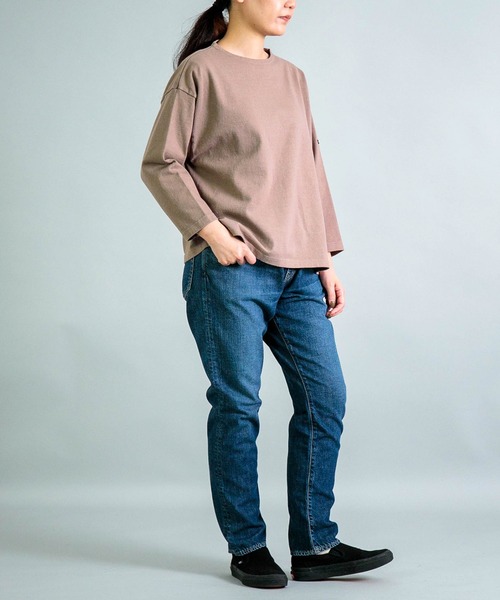 OMNIGOD（オムニゴッド）の「[OMNIGOD womens / オムニゴッド] 8/天竺 ボートネックマニッシュシャツ（Tシャツ/カットソー・レディース・アッシュグレー/アイボリー/ブラック/ベージュ・FREE）」の18枚目の写真