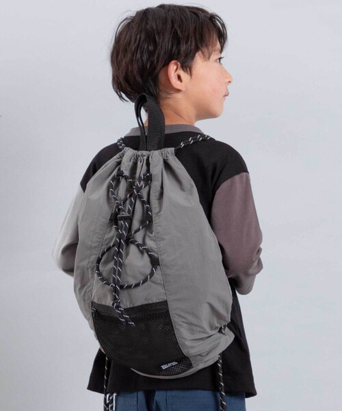WASK(ワスク)の「メッシュポケットドローコードナップサック(バックパック/リュック・キッズ・グレー/ブラック・FREE)」の5枚目の写真