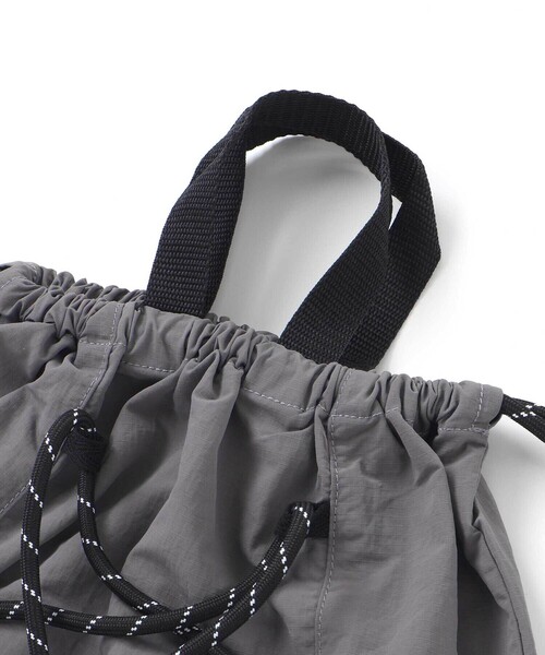 WASK(ワスク)の「メッシュポケットドローコードナップサック(バックパック/リュック・キッズ・グレー/ブラック・FREE)」の11枚目の写真