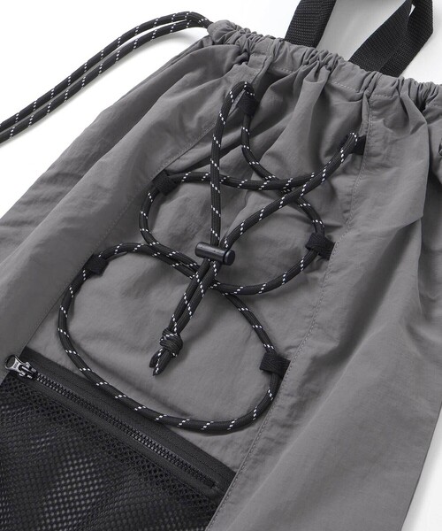 WASK(ワスク)の「メッシュポケットドローコードナップサック(バックパック/リュック・キッズ・グレー/ブラック・FREE)」の12枚目の写真