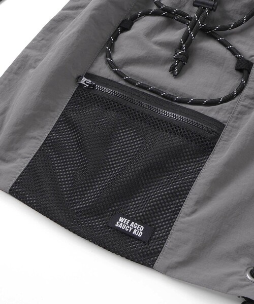 WASK(ワスク)の「メッシュポケットドローコードナップサック(バックパック/リュック・キッズ・グレー/ブラック・FREE)」の13枚目の写真