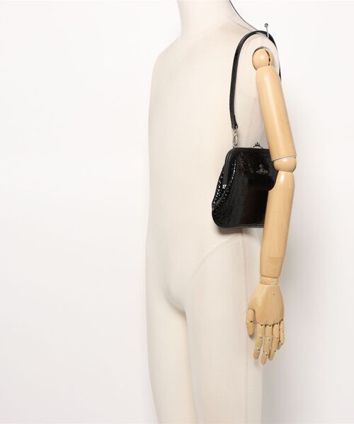 Vivienne Westwood(ヴィヴィアンウエストウッド)の「VIVIENNE CLUTCH(ショルダーバッグ・レディース・ブラック・FREE)」の5枚目の写真