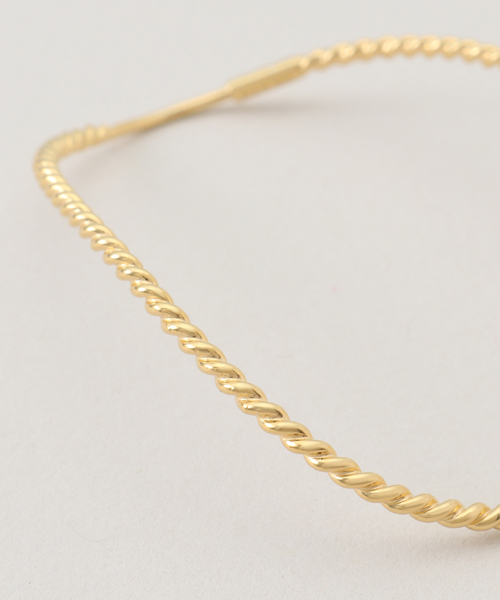 IENA(イエナ)の「BAR Jewellery/バージュエリー TWISTED CONTOUR PIERCE ピアス(両耳)(ピアス(両耳用)・レディース・ゴールド・FREE)」の9枚目の写真