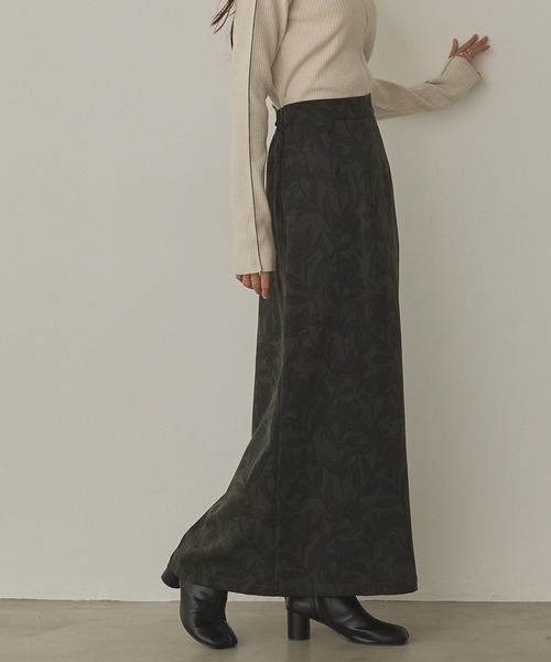 hunch(ハンチ)の「花柄プリント ナロースカート(スカート・レディース・ブラウン系その他/グレー系その他/ベージュ系その他・FREE)」の8枚目の写真