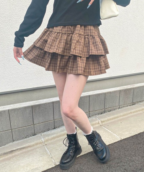 frunco（フランコ）の「チェックティアードスカート（スカート・レディース・ブラウン/ブラック・MEDIUM）」の3枚目の写真