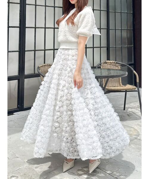 dazzlin（ダズリン）の「モチーフボリュームフレアスカート（スカート・レディース・ホワイト/チャコールグレー/パープル・SMALL/MEDIUM）」の2枚目の写真