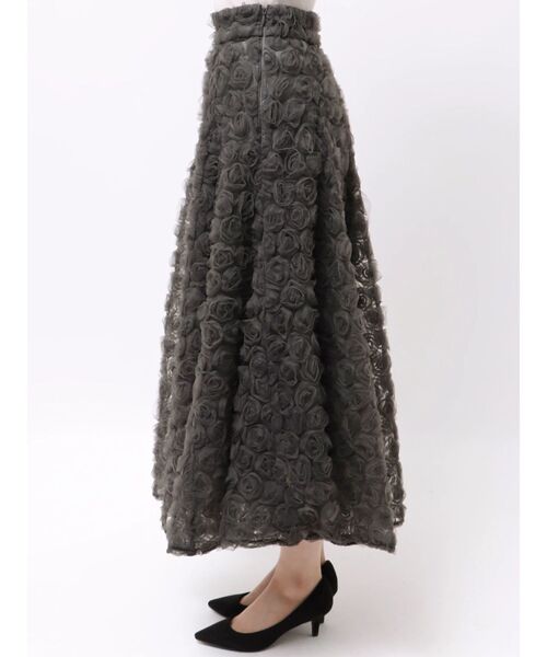 dazzlin（ダズリン）の「モチーフボリュームフレアスカート（スカート・レディース・ホワイト/チャコールグレー/パープル・SMALL/MEDIUM）」の12枚目の写真