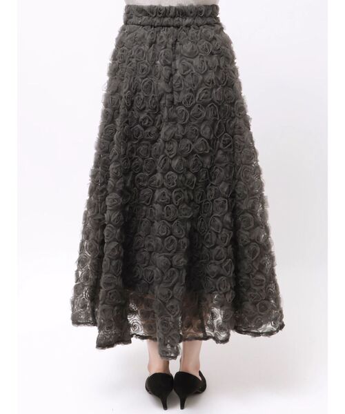 dazzlin（ダズリン）の「モチーフボリュームフレアスカート（スカート・レディース・ホワイト/チャコールグレー/パープル・SMALL/MEDIUM）」の13枚目の写真