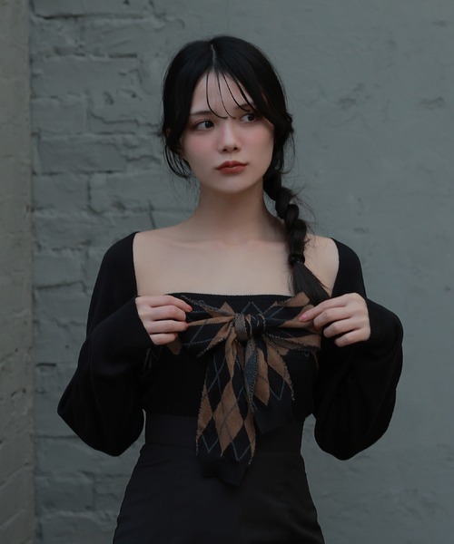 M DOLLY(エムドリー)の「argyle grazia knit set tops/アーガイルグラツィアニットセットアップ(アンサンブル・レディース・ブラック/グレー・FREE)」の2枚目の写真