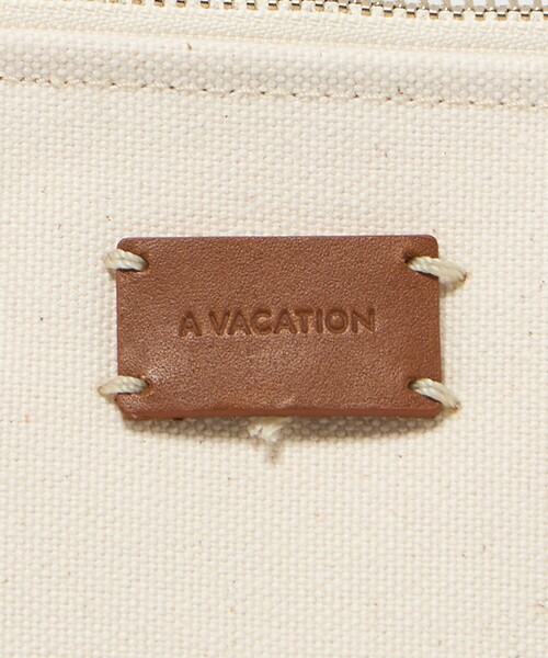 A VACATION(アヴァケーション)の「<A VACATION>BREAD M ラインチェック トートバッグ(トートバッグ・レディース・その他1・FREE)」の16枚目の写真
