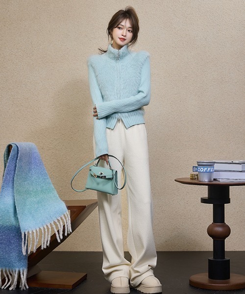 Mejoul（メジュール）の「【2025秋冬新作】リブ切替ハイネックシャギーニット カーディガン（ニット/セーター・レディース・ブルー/ブラック/パープル/イエロー/ベージュ/ホワイト・F）」の10枚目の写真