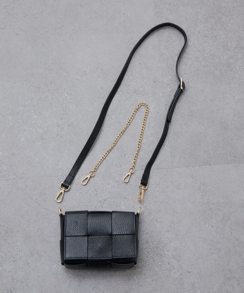 Lui's(ルイス)の「MILLELA FIRENZE / チェーン付きワイドメッシュレザーバッグ(ショルダーバッグ・レディース・ブラウン/モカ/ブラック・FREE)」の20枚目の写真