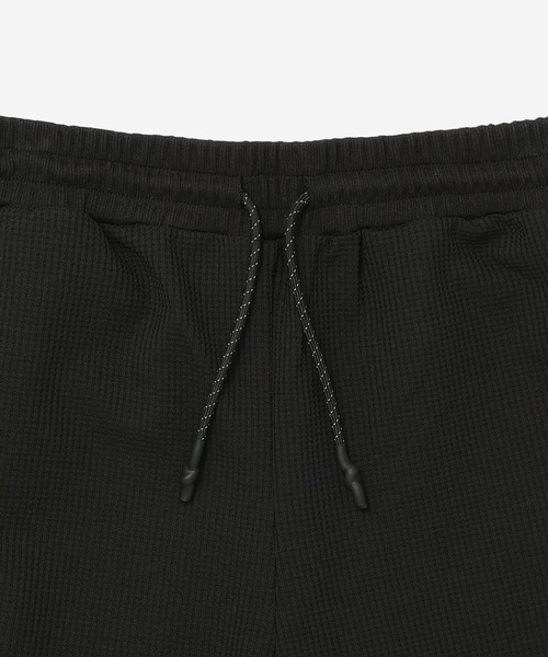 Hurley （ハーレー）の「【Hurley/ハーレー】ヘビーウェイトサーマルショーツ　ワンポイントショートパンツ　吸水速乾　THERMAL SHORTS（その他パンツ・メンズ・カーキブラウン/ブラック/ブラック×イエロー/ブラック×ブルー/ブラック×ピンク・MEDIUM/SMALL/LARGE/X-LARGE）」の7枚目の写真