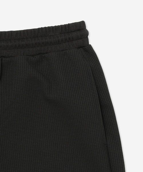 Hurley （ハーレー）の「【Hurley/ハーレー】ヘビーウェイトサーマルショーツ　ワンポイントショートパンツ　吸水速乾　THERMAL SHORTS（その他パンツ・メンズ・カーキブラウン/ブラック/ブラック×イエロー/ブラック×ブルー/ブラック×ピンク・MEDIUM/SMALL/LARGE/X-LARGE）」の8枚目の写真