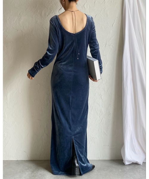 セール】長袖ロング丈バックオープンベロアワンピース（ワンピース