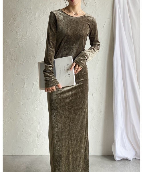 セール】長袖ロング丈バックオープンベロアワンピース（ワンピース