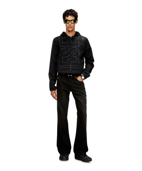 DIESEL(ディーゼル)の「メンズ ブーツカットデニムパンツ 1998 D-BUCK L.30(デニムパンツ・メンズ・ブラック・26inch/28inch/30inch/32inch/36inch/34inch)」の4枚目の写真