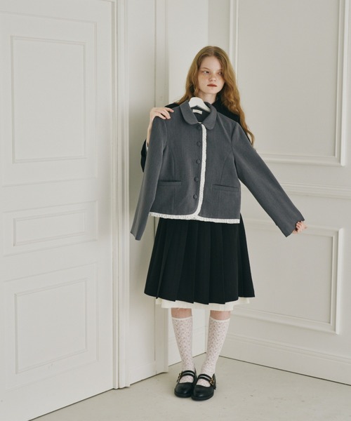 idem（イデム）の「frill lady jacket / フリルデザインコンパクトジャケット（テーラードジャケット・レディース・グレー/ブラック・FREE）」の3枚目の写真