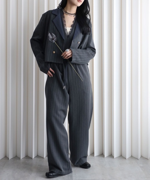 YENNA（イェンナ）の「【配色ショートテーラードジャケット】ストライプ・チェック・無地テーラード/卒業式/入学式/オケージョンジャケット（テーラードジャケット・レディース・ネイビー/ブラウン/グレイッシュベージュ/チャコールグレー/ベージュ/グレー系その他/ブルー系その他/ブラック系その他・FREE）」の11枚目の写真