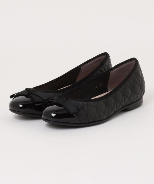 UnReef（アンリーフ）の「トゥーキャップバレエシューズ（パンプス・レディース・ベージュ/シルバー×ブラック/ブラック・22.5cm/23.0cm/23.5cm/24.0cm/24.5cm）」の2枚目の写真