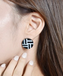 Flowering（フラワーリング）の「BiSAYA/幾何学模様×丸型/ピアス（ピアス（両耳用））」