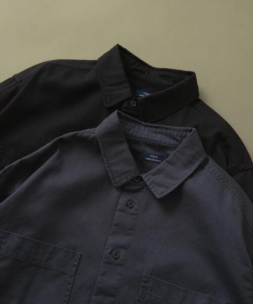 ITEMS URBANRESEARCH(アイテムズ アーバンリサーチ)の「バイオウォッシュコットンレギュラーカラーシャツ(シャツ/ブラウス・メンズ・ネイビー/ブラック・LARGE/MEDIUM)」の3枚目の写真