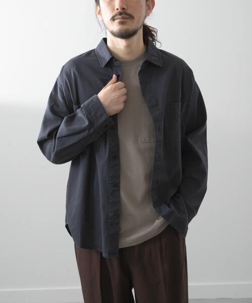 ITEMS URBANRESEARCH(アイテムズ アーバンリサーチ)の「バイオウォッシュコットンレギュラーカラーシャツ(シャツ/ブラウス・メンズ・ネイビー/ブラック・LARGE/MEDIUM)」の7枚目の写真