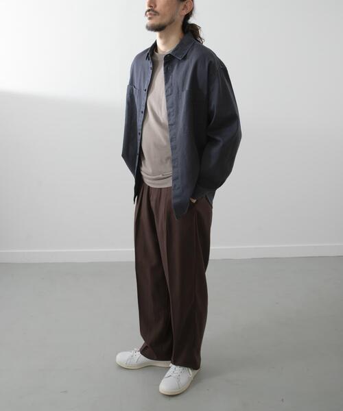 ITEMS URBANRESEARCH(アイテムズ アーバンリサーチ)の「バイオウォッシュコットンレギュラーカラーシャツ(シャツ/ブラウス・メンズ・ネイビー/ブラック・LARGE/MEDIUM)」の8枚目の写真