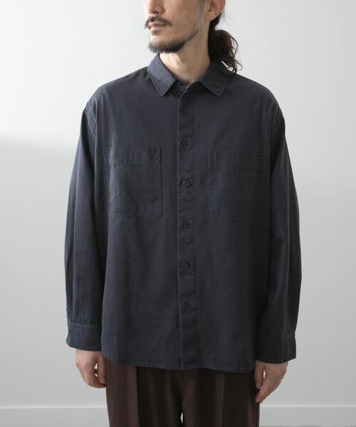 ITEMS URBANRESEARCH(アイテムズ アーバンリサーチ)の「バイオウォッシュコットンレギュラーカラーシャツ(シャツ/ブラウス・メンズ・ネイビー/ブラック・LARGE/MEDIUM)」の11枚目の写真