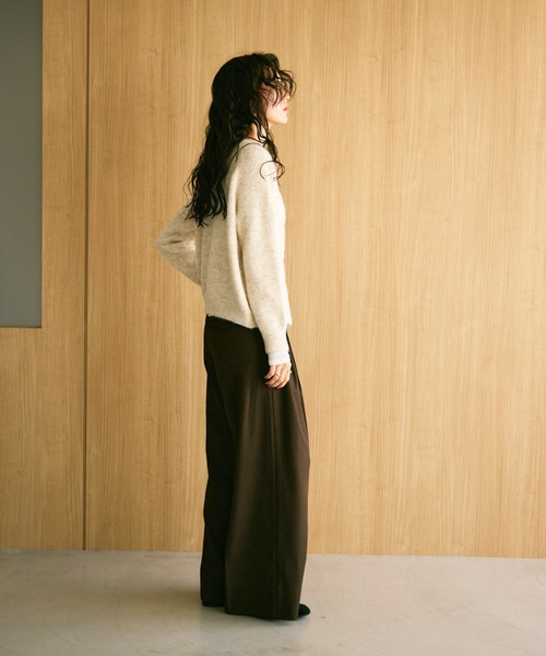 Lutim by u(ルチバイユー)の「Floral embroidery crew knit cardigan / フローラル刺繍クルーニットカーディガン(カーディガン/ボレロ・レディース・グレー/アイボリー・FREE)」の15枚目の写真