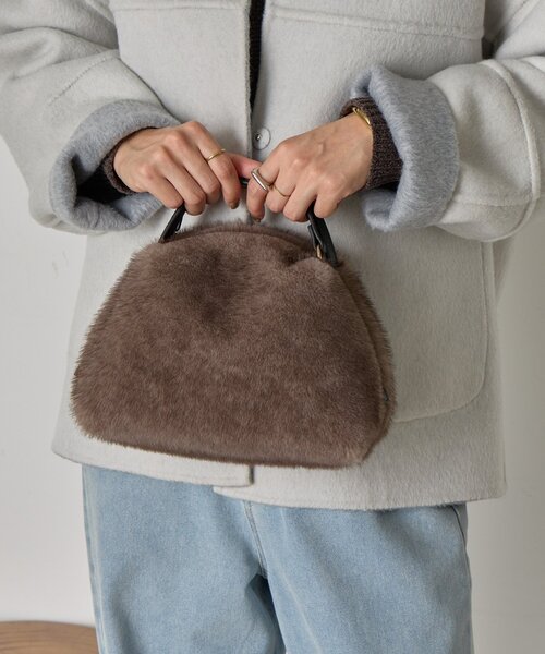 Jena espace merveilleux（ジェナ　エスパスメルヴェイユ）の「ファーボストンバッグ（トートバッグ・レディース・グレー/ブラウン・FREE）」の4枚目の写真