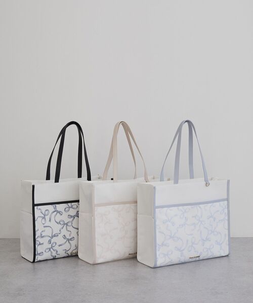 Maison de FLEUR（メゾンドフルール）の「リボンプリントスクエアトートバッグ（トートバッグ・レディース・ブラック/ピンク/ライトブルー・FREE）」の19枚目の写真