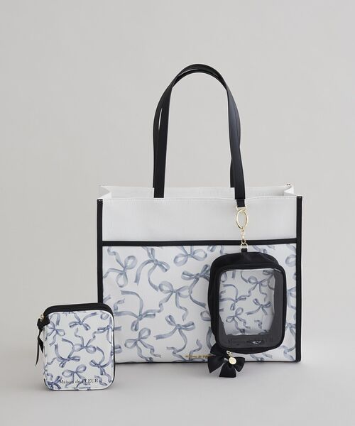 Maison de FLEUR(メゾンドフルール)の「リボンプリントスクエアトートバッグ(トートバッグ・レディース・ブラック/ピンク/ライトブルー・FREE)」の8枚目の写真