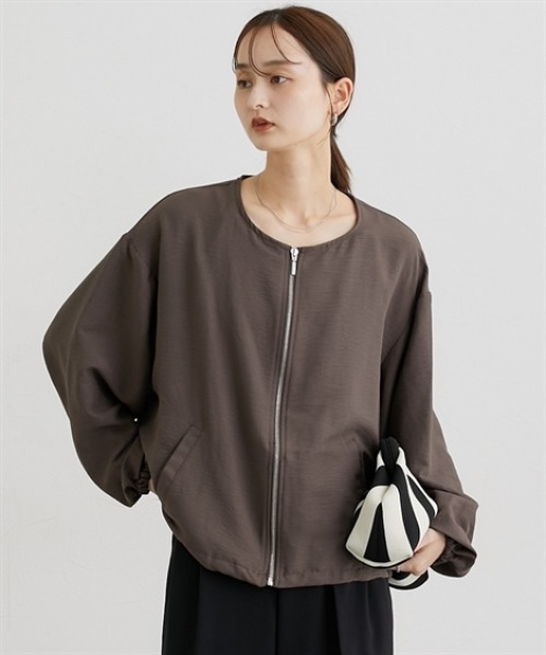 nissen（ニッセン）の「パウダーデシンノーカラーブルゾン（ブルゾン・レディース・ブラウン/ブラック・M/L）」の3枚目の写真