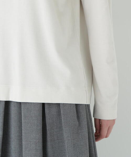 human woman(ヒューマンウーマン)の「◆コットンウォームカットソー(Tシャツ/カットソー・レディース・ブラウン/ホワイト系その他・MEDIUM)」の12枚目の写真